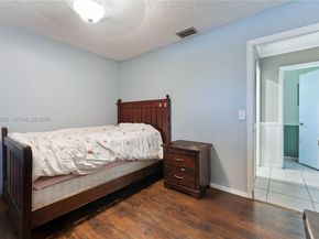 10100 SW 50th Ct, Cooper City FL 33328