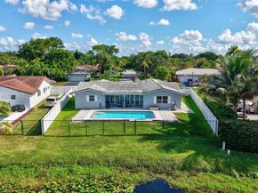 8588 NW 27th Dr, Coral Springs FL 33065