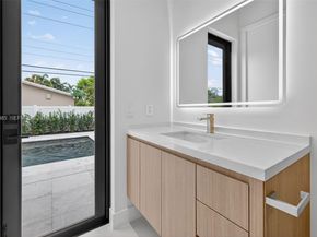 2757 NE 34 Street, Fort Lauderdale FL 33306