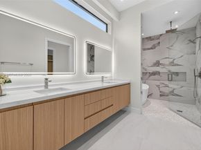 2757 NE 34 Street, Fort Lauderdale FL 33306