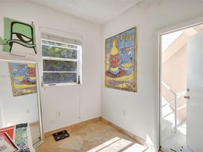 6881 Bay Dr 3, Miami Beach FL 33141