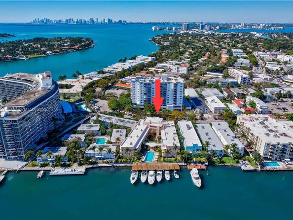 6881 Bay Dr 3, Miami Beach FL 33141