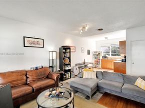 6881 Bay Dr 3, Miami Beach FL 33141