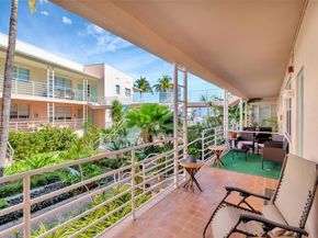 6881 Bay Dr 3, Miami Beach FL 33141