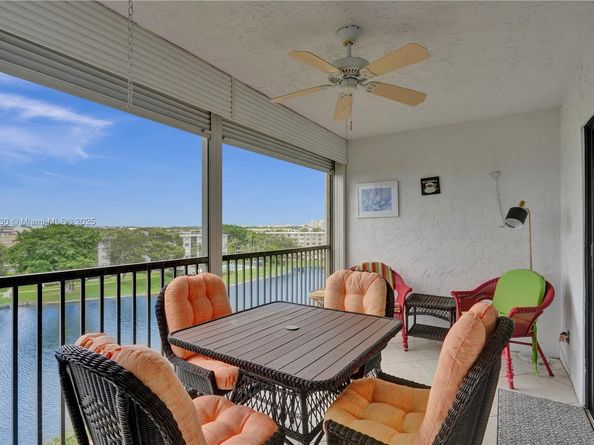 2215 Cypress Island Dr 707, Pompano Beach FL 33069
