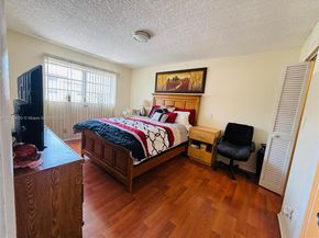 5300 Washington St 5300 Washington St E209, Hollywood FL 33021