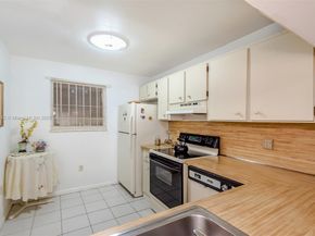 6880 Abbott Ave 212, Miami Beach FL 33141