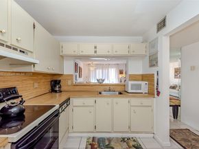 6880 Abbott Ave 212, Miami Beach FL 33141