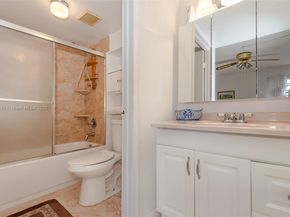 6880 Abbott Ave 212, Miami Beach FL 33141