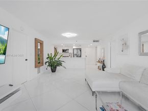 7601 E Treasure Dr 819, North Bay Village FL 33141