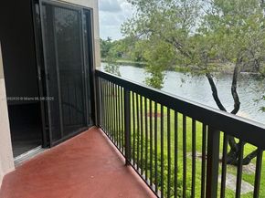 9941 Nob Hill Ln 9941, Sunrise FL 33351