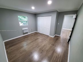 2425 NW 28th St, Miami FL 33142