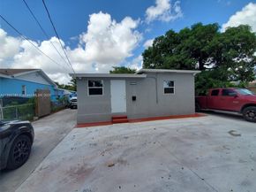 2425 NW 28th St, Miami FL 33142