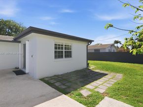 9825 SW 196 Street, Cutler Bay FL 33016