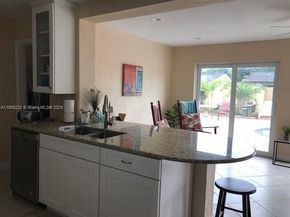 6740 Douglas St, Hollywood FL 33024