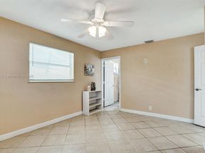 6740 Douglas St, Hollywood FL 33024