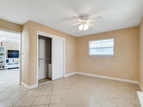 6740 Douglas St, Hollywood FL 33024