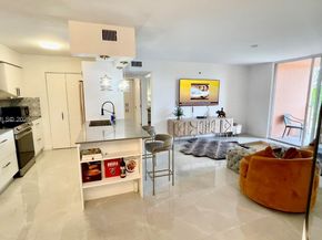 19901 E Country Club Dr 2403, Aventura FL 33180