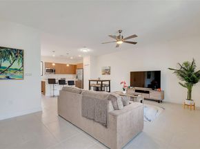 4652 NW 83rd Ave, Doral FL 33166