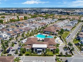 4652 NW 83rd Ave, Doral FL 33166