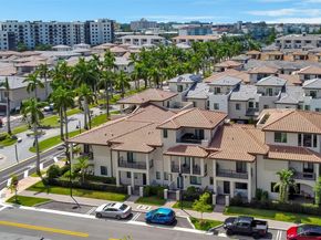 4652 NW 83rd Ave, Doral FL 33166
