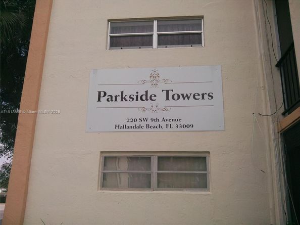 220 SW 9th Ave 519, Hallandale Beach FL 33009