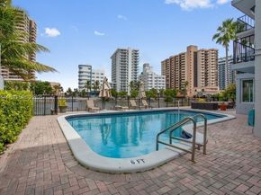 2455 Flamingo Dr 201, Miami Beach FL 33140