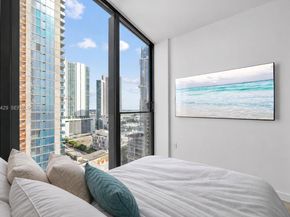 20 NE 11 St 2306B, Miami FL 33132