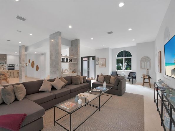 5801 SW 35th St, Miami FL 33155