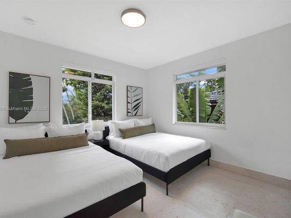 5801 SW 35th St, Miami FL 33155