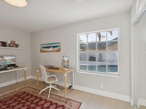 803 Heritage Dr, Weston FL 33326