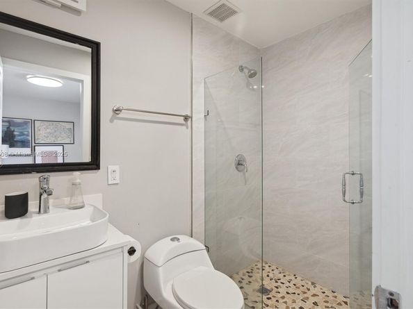 803 Heritage Dr, Weston FL 33326