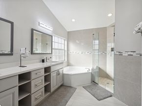 803 Heritage Dr, Weston FL 33326