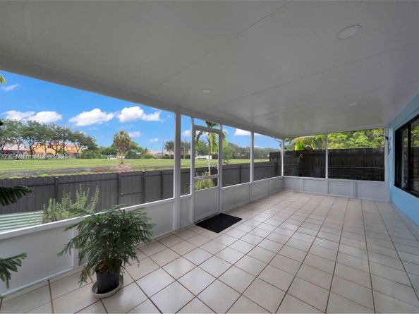 7517 N Augusta Drive, Hialeah FL 33015