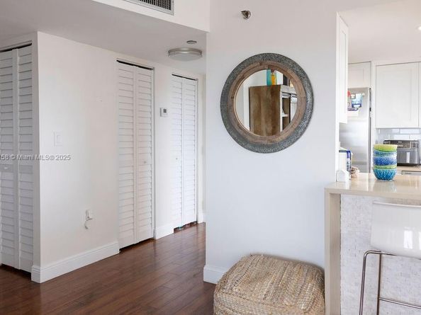 1300 St Charles Place PH12, Pembroke Pines FL 33026