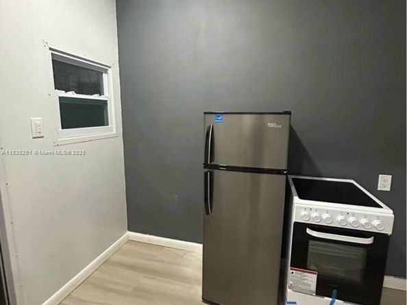 217 E 20th St, Hialeah FL 33010