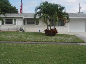 328 Riverdale Rd, Palm Springs FL 33461