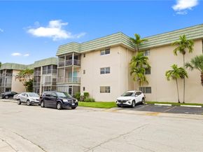 5790 Stirling Rd 104, Hollywood FL 33021