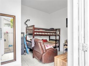 2900 SW 19th St, Miami FL 33145