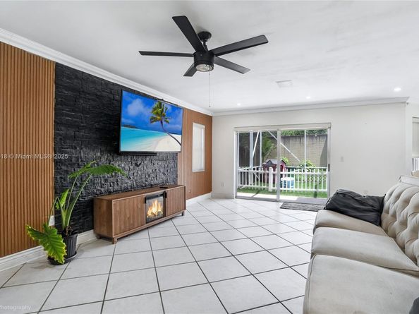14591 Vista Verdi Rd, Davie FL 33325