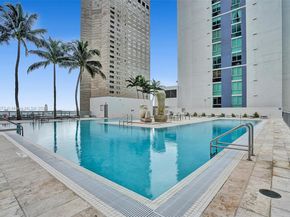 325 S Biscayne Blvd 2519, Miami FL 33131