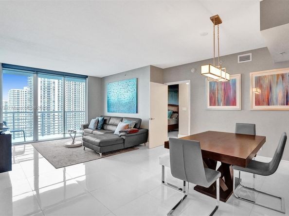 325 S Biscayne Blvd 2519, Miami FL 33131