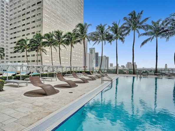 325 S Biscayne Blvd 2519, Miami FL 33131