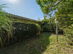 345 Malaga Ave, Coral Gables FL 33134