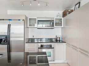 1900 N Bayshore Dr 1511, Miami FL 33132