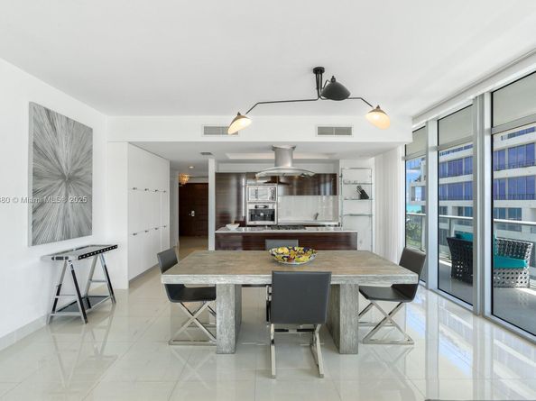 3737 Collins Ave S503, Miami Beach FL 33140