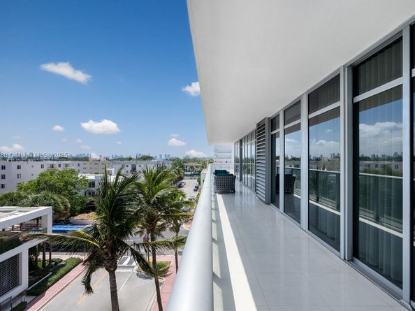 3737 Collins Ave S503, Miami Beach FL 33140