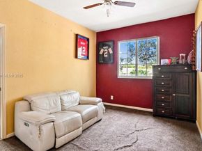 5764 NW 125th Ter, Coral Springs FL 33076