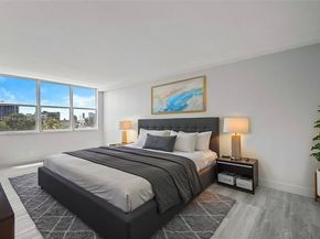 137 Golden Isles Dr 305, Hallandale Beach FL 33009