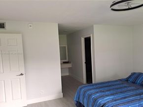 10433 Sunrise Lakes Blvd 104, Sunrise FL 33322
